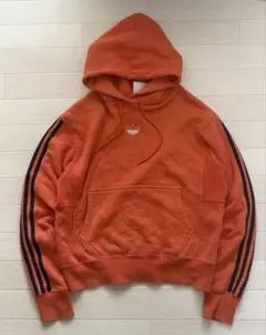 adidas パーカー
