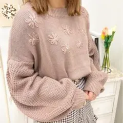 アプレジュール ハンドライク刺繍ニット 花柄