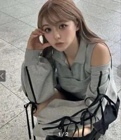 オフショルダーリボン付きスウェット　グレー