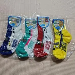 新品　新幹線靴下　キッズ靴下4足セット　鉄下