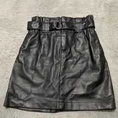 ZARA レザー ベルト付きミニスカート