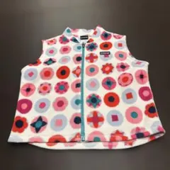 キッズ！patagonia ドット柄 ベビーベスト 4T