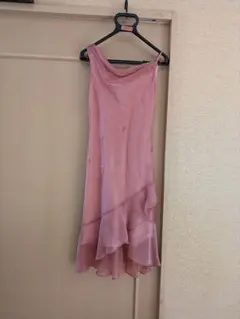 ピンク フレアヘム パーティードレス スカーフ付き