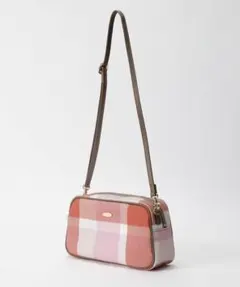 【新品】ブルーレーベルクレストブリッジ　ショルダーバッグ　ピンク　501