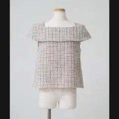 新品タグ付】elu.Aurora blouse 2Way tweed navy - メルカリ