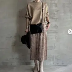 【本日限定セール】美品 HELIOPOLE ベロアタイトスカート ベージュ