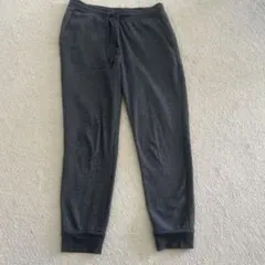 ユニクロ　スウェットパンツ　チャコールグレー　Ｌサイズ