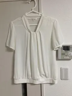 最終値下げ洋服の青山precious ホワイト　トップスのサムネイル