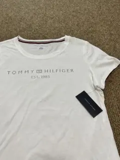 Tommy Hilfiger レディースTシャツ Mサイズのサムネイル