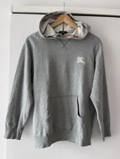 Burberry グレー フード付きパーカー グレー（灰色）系 Burberry(バーバリー) パーカー・フーディ(メンズ