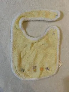 familiar イエロー クマ刺繍 スタイ