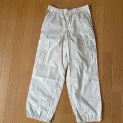 UNIQLOクリーム色カーゴパンツ レディースMサイズ