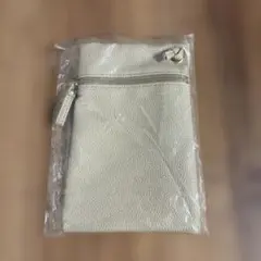 非売品　オルビス　スマホショルダー クリーム色 PVC製
