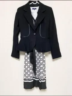 早い物勝ち❤️ワンピーススーツ❤️入園❤️入学❤️卒業❤️結婚式❤️パーティー❤️4℃❤️美品