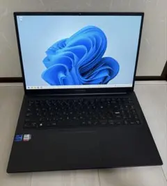 ASUS 16 inch i7 12世代 ノートPC 16GB 512GB