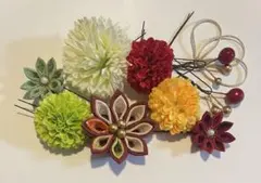 つまみ細工と造花の髪飾り　白　赤　オレンジ　緑　ポンマム