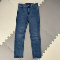 UNIQLO ウルトラストレッチ　スキニーデニム