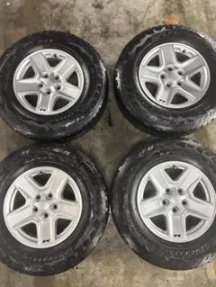 jeep ジープ　グラディエーター純正ホイール　245/75/17 4本セット Jeep グラディエーター純正ホイール タイヤセット - メルカリ