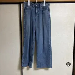 UNIQLO ストレートデニム ライトブルー