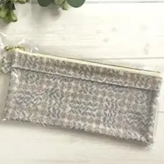 ハンドメイド　リバティ ポーチ　ペンケース　スリーピングローズ　バラ　花柄