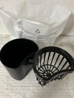 ネスカフェ　ドルチェグスト　ジェニオアイ　使用済カプセル入れ