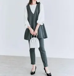 【美品】mochiz」3way セミ フレア ジレ ベスト　チャコール