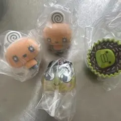 たまごっち　カプセルフロッキーズ　おやつチャーム　カラフルキャンディ　ガチャ