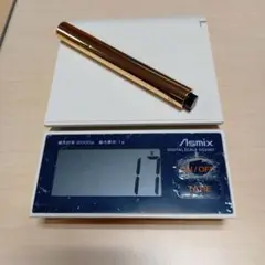 イヴ・サンローラン　ラディアントタッチ　№1