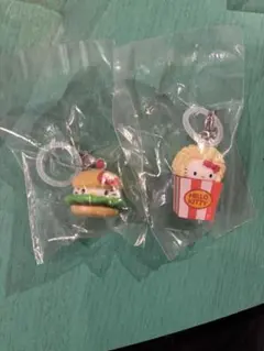 ハローキティ　アメリカン　めじるしチャーム　サンリオ　ガチャ　カプセルトイ