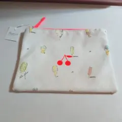 ボンポワンポーチ