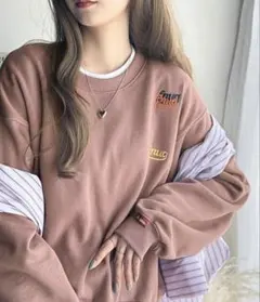 《JaVaジャバコラボ》ランダム 刺繍 クロップド丈 裏起毛 スウェットＬ