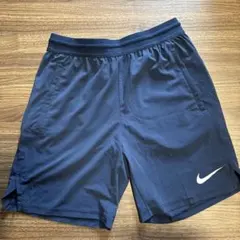 NIKE ショートパンツ ネイビーのサムネイル