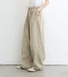 フミカウチダ UNIFORM WEAPON 2-TUCK PANTS - メルカリ
