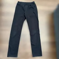 無印良品　黒　長ズボン 150サイズ