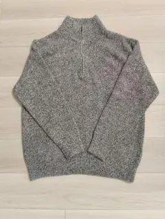 値下げ　UNIQLO ユニクロ　スフレヤーン グレー ハイネック ニットセーター