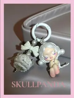 ★☆ SKULLPANDA 強夜光ペイントビーズ　キーホルダー☆★ホルダー付き★
