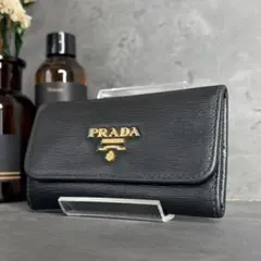 【美品】PRADA プラダ ヴィッテロ カーフスキン 6連 キーケース ブラック