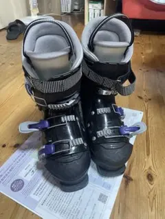 28.5 GENFACTORY CARVE スキーブーツ