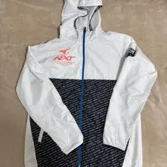ミズノ　MIZUNO ★フード付きジップアップナイロンジャケット ・長袖 ・白