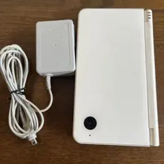 ニンテンドーDSi ll 本体 ホワイト ACアダプター付き