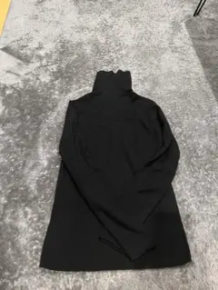 タートルネックセーター