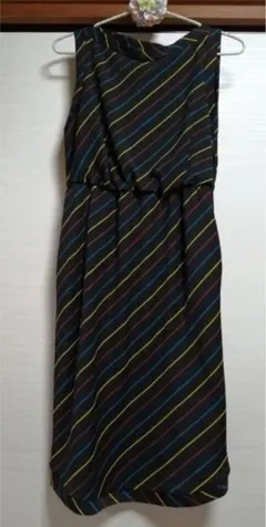 Lilly brown タイトワンピース