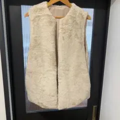 ディスコート ロングファーベスト グレージュ 美品 ほぼ未使用 春秋　ふわふわ