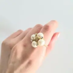 【新品未使用】CELINE/セリーヌ レ・ペルル スタッズ パールピアス CELINE セリーヌ ピアス LES PERLES STUDS ゴールド レディース