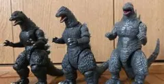 一体接着あり　ゴジラアクションフィギュア 3種のサムネイル