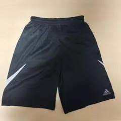 adidas ハーフパンツ