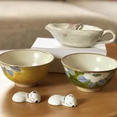 【おまけ付き】九谷焼　茶碗、ソース入れセットのサムネイル