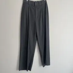 UNIQLOタックワイドパンツ グレー M (￼￼丈標準68〜70cm)