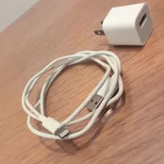 Apple純正品 アダプター5W A1385 USB Lightningケーブル