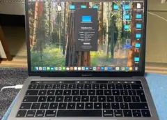 MacBook Pro 2018年モデル13インチ / Touch Bar 搭載